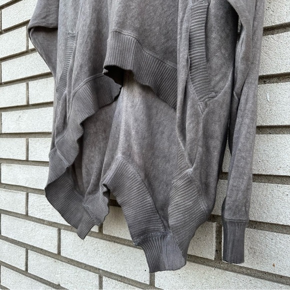 PLANET V-Neck Taupe Gray Lightweight Sweater Cotton Made in Peru High Low Pocket - Picture 6 of 9